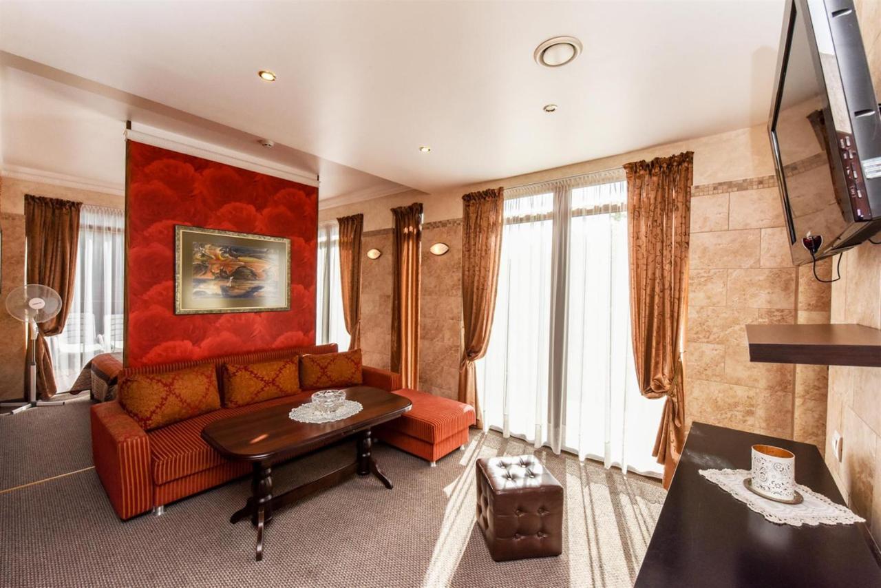Villa Regina - Apartment Complex Resort In Швентої Екстер'єр фото